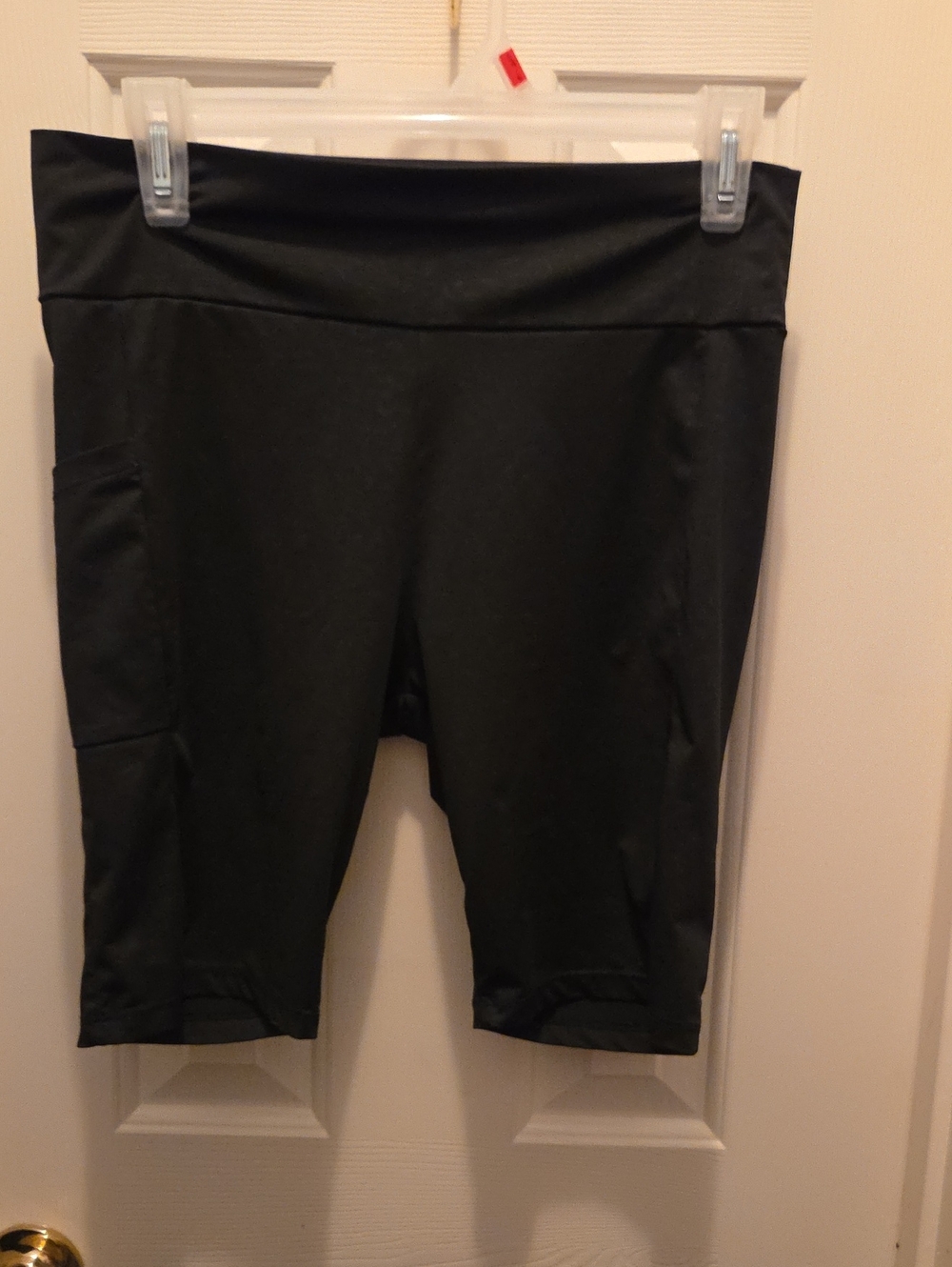 Women's Black Performance Bike Shorts with Side Pocket